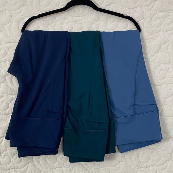 LOT of 3 Athletic Works Capri Leggings Size Medium Blue Green - Picture 2 of 15